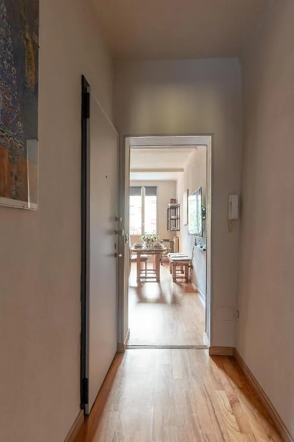 Apartment Mirasole Home Bologna Italy